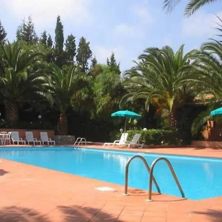 Atmospheric In Sant Irene Torre Vecchia With Garden Apartment